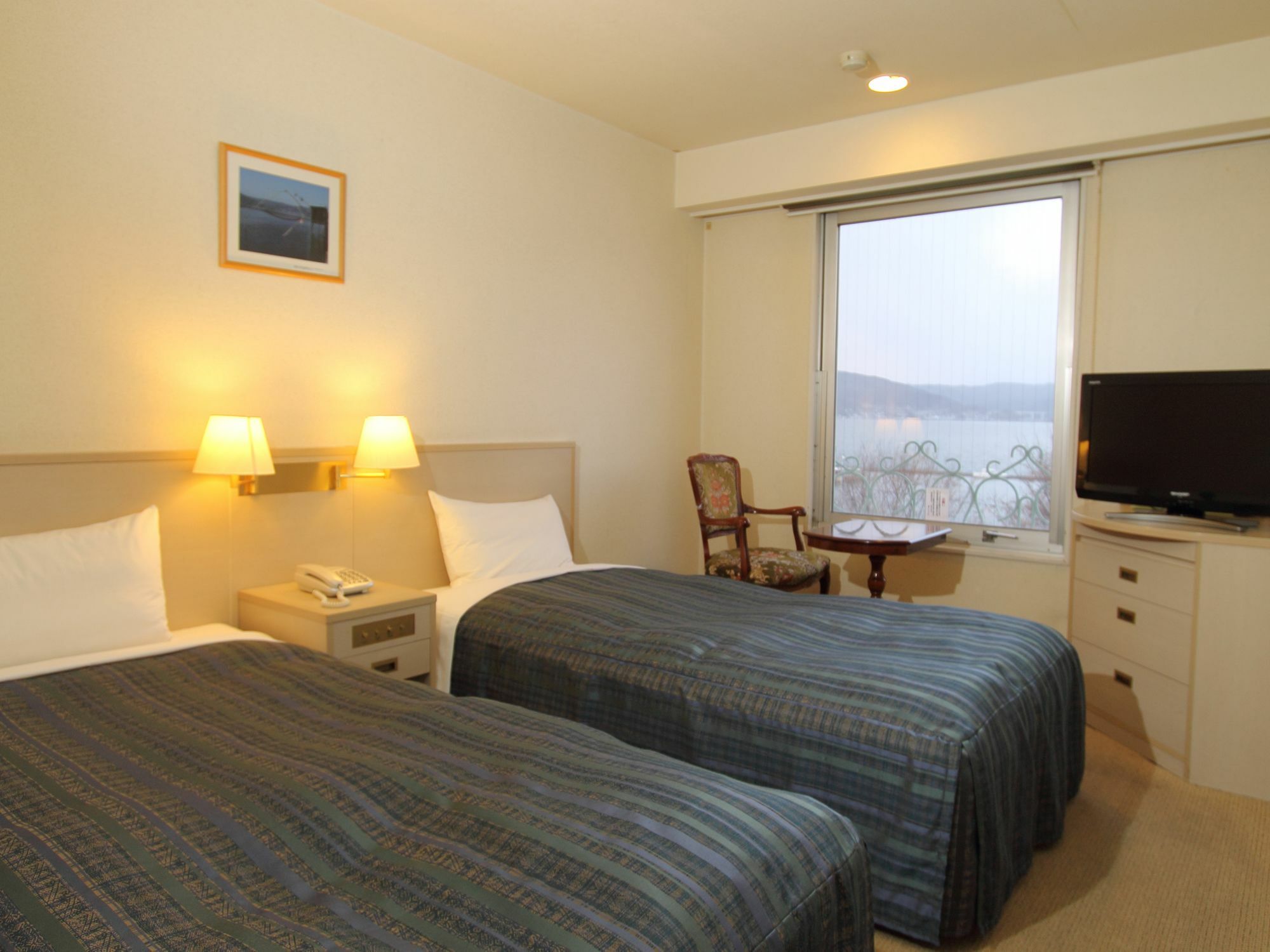 Suwa Lakeside Hotel Exterior foto